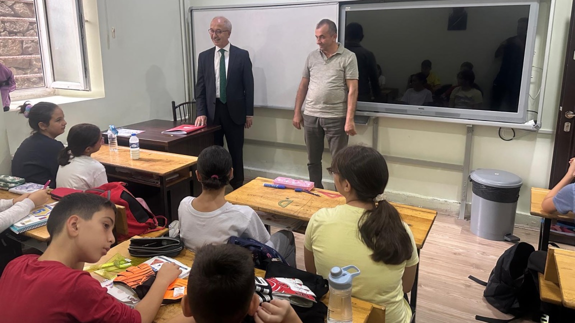 İlçe Milli Eğitim Müdürümüz Okulumuzu Ziyaret etti.